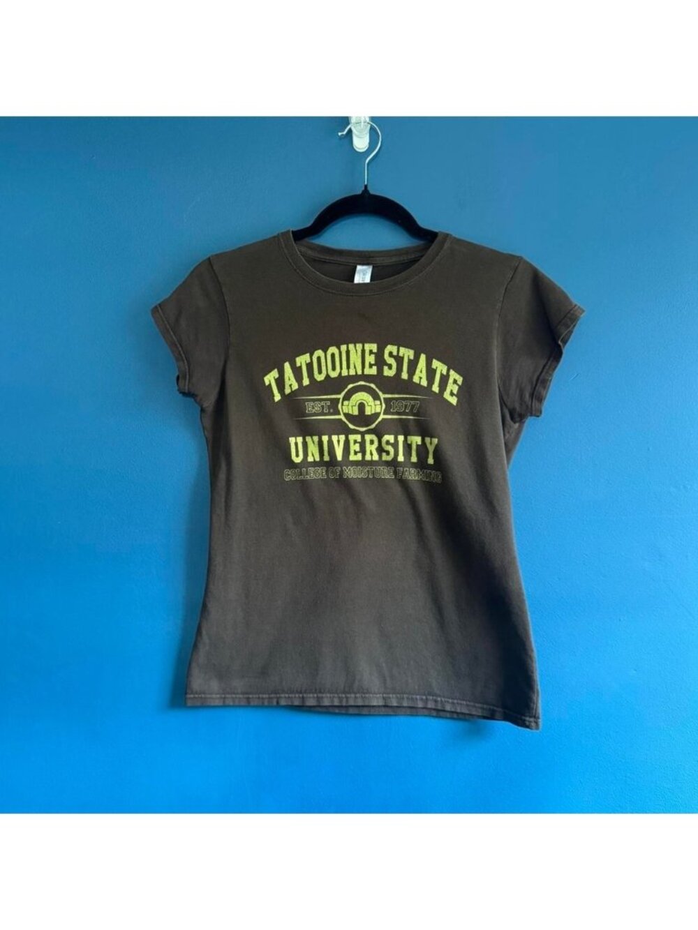 Star Wars Tatooine State Univiersity T Shirt Women's Size Small Brown Fandom
